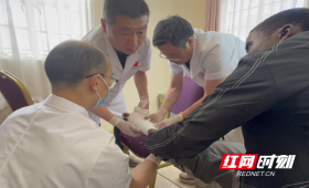 非洲患者见证中医骨科手法正骨的神奇魅力